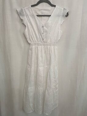 Queenia NWT White Eyelet Midi Dress with Smocked Waist and Cap Sleeves